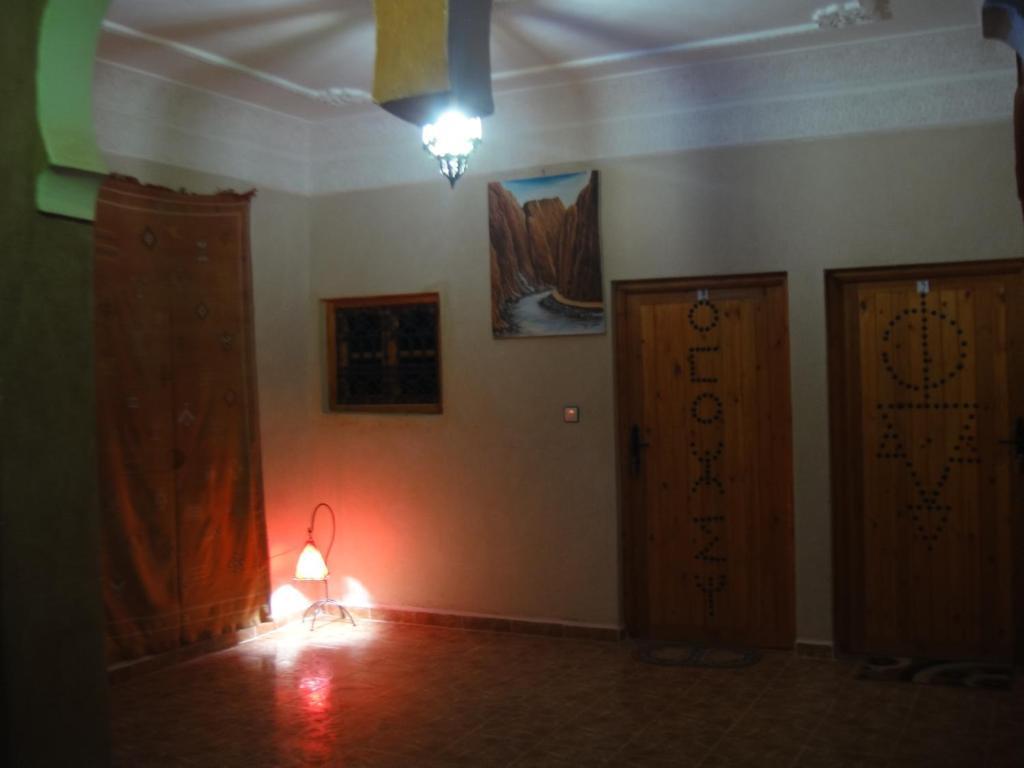 Maison D'Hotes Le Ciel Bleu Tinghir Kültér fotó